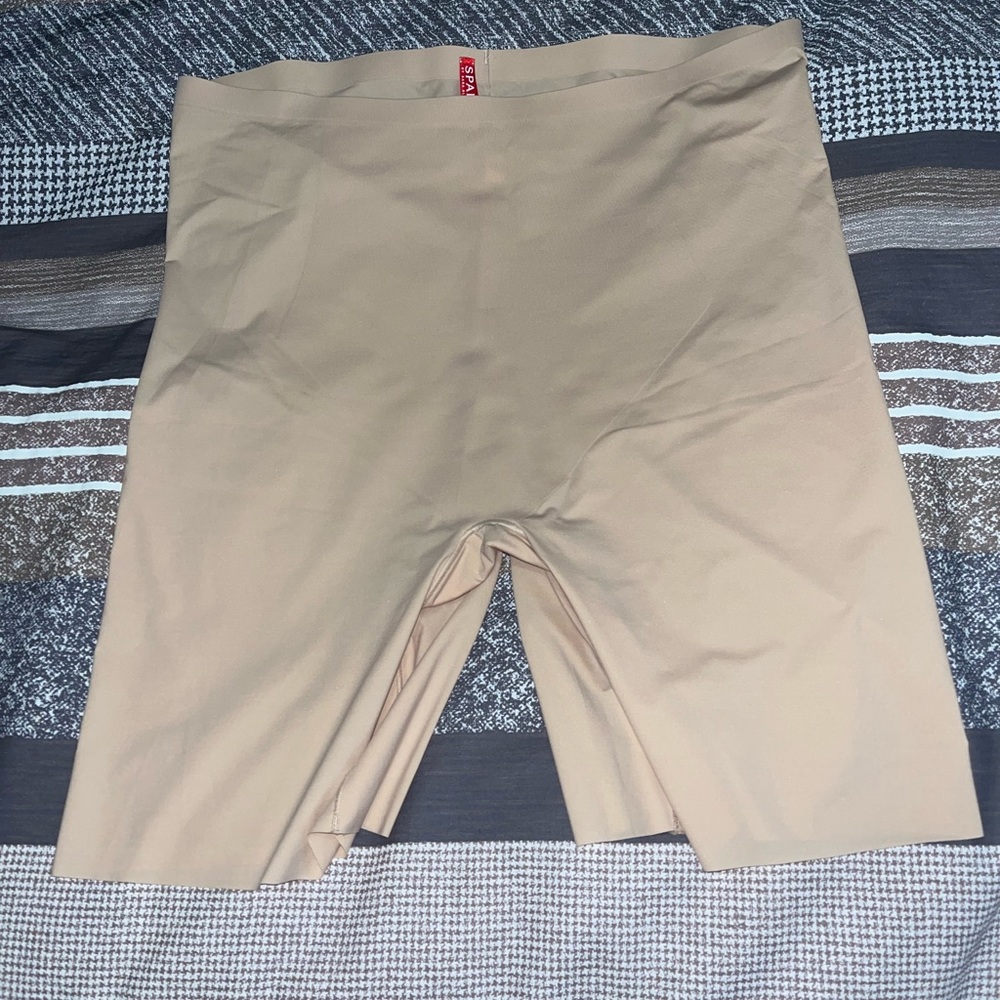 Spanx by Sarah blakely